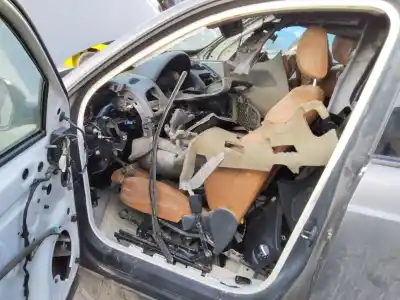 Veículo de Sucata audi q3 (8u) 2.0 tdi (130kw) advance quattro do ano 2001 alimentado cfg