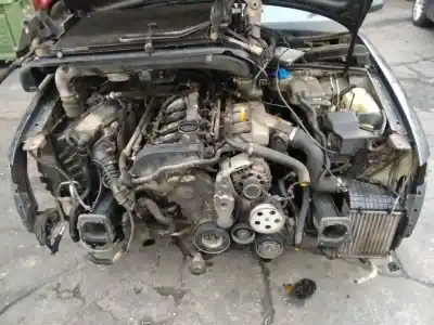 Veículo de Sucata audi a4 berlina (8e) 1.8 t sport edition do ano 2001 alimentado 