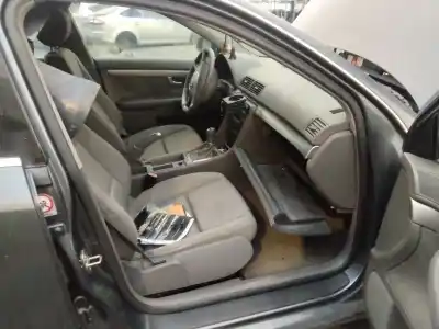 Veículo de Sucata audi a4 berlina (8e) 1.8 t sport edition do ano 2001 alimentado 