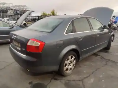 Veículo de Sucata audi a4 berlina (8e) 1.8 t sport edition do ano 2001 alimentado 