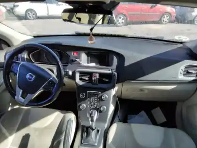 Scrapping Vehicle volvo v40 basis of the year 2001 powered 