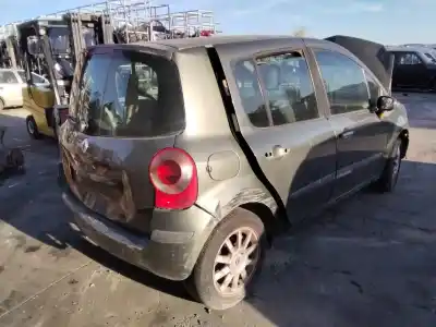 Veículo de Sucata renault grand modus authentique do ano 2001 alimentado 