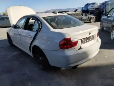 Veículo de Sucata bmw serie 3 berlina (e90) 318i do ano 2001 alimentado 