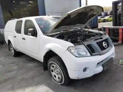 Veículo de Sucata nissan navara pick-up (d40m) doble cab fe 4x4 do ano 2001 alimentado 