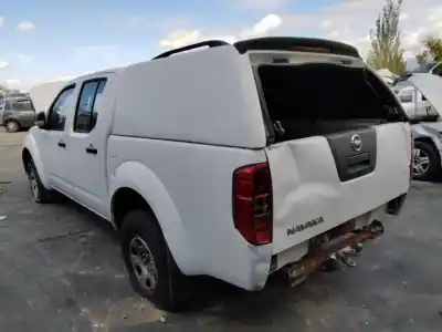 Veículo de Sucata nissan navara pick-up (d40m) doble cab fe 4x4 do ano 2001 alimentado 