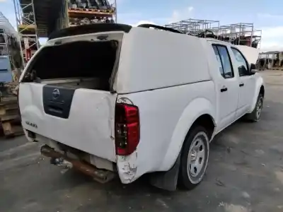 Veículo de Sucata nissan navara pick-up (d40m) doble cab fe 4x4 do ano 2001 alimentado 