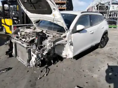 Veículo de Sucata peugeot 2008 (p1) active do ano 2001 alimentado yh01