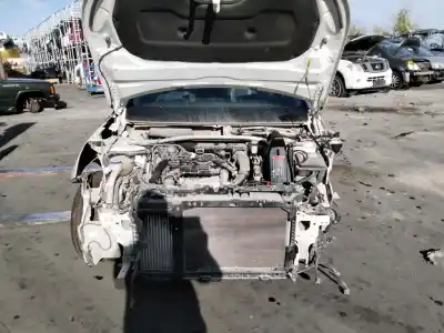 Veículo de Sucata peugeot 2008 (p1) active do ano 2001 alimentado yh01