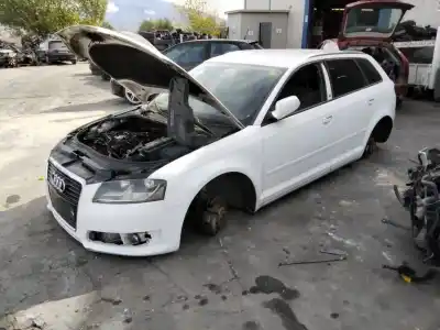 Veículo de Sucata audi a3 sportback (8p) 2.0 tdi ambiente do ano 2001 alimentado cff