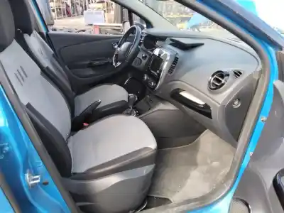 Scrapping Vehicle renault captur zen of the year 2001 powered 