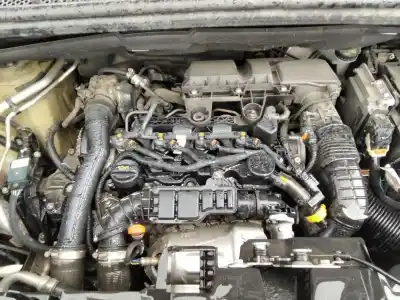 Veicolo di demolizione peugeot partner asphalt l2 130 cv / 96 kw dell'anno 2001 alimentato 