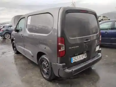 Veicolo di demolizione peugeot partner asphalt l2 130 cv / 96 kw dell'anno 2001 alimentato 