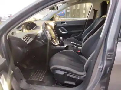 Scrapping Vehicle peugeot 308 active of the year 2001 powered 