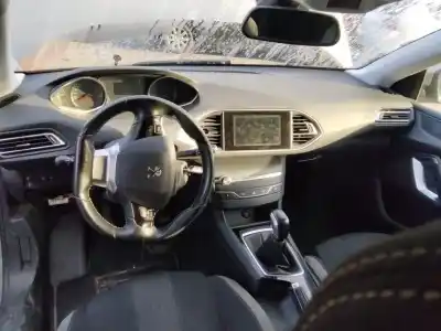 Scrapping Vehicle peugeot 308 active of the year 2001 powered 