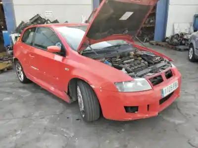 Veicolo di demolizione fiat stilo (192) 1.9 multijet 150 dynamic dell'anno 2001 alimentato 