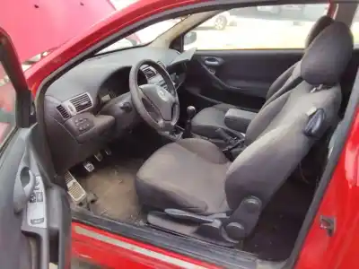 Veicolo di demolizione fiat stilo (192) 1.9 multijet 150 dynamic dell'anno 2001 alimentato 