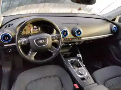 Veicolo di demolizione audi a3 sportback (8va) ambiente dell'anno 2001 alimentato crb