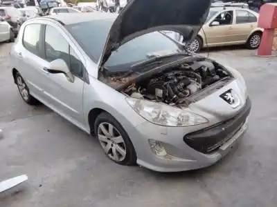 Veículo de Sucata peugeot 308 access do ano 2001 alimentado 