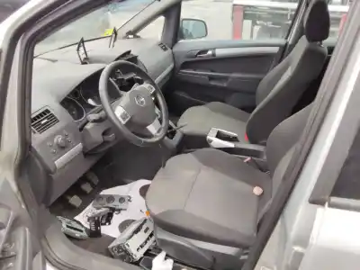 Scrapping Vehicle opel zafira b enjoy of the year 2001 powered 