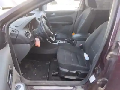 Veículo de Sucata FORD FOCUS LIM. (CB4) ECOnetic do ano 2001 alimentado 