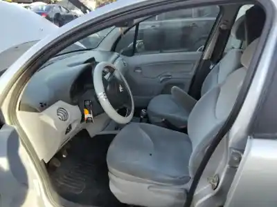 Veículo de Sucata citroen c3 pluriel 1.4 do ano 2001 alimentado 