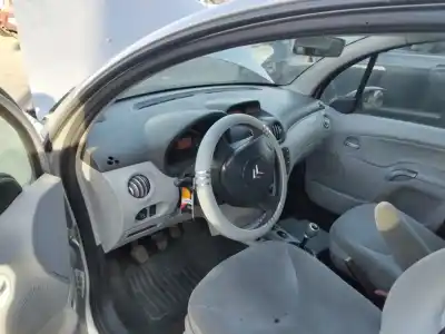 Veículo de Sucata citroen c3 pluriel 1.4 do ano 2001 alimentado 