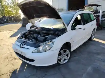 Scrapping Vehicle peugeot 307 break / sw (s1) break xs of the year 2001 powered 