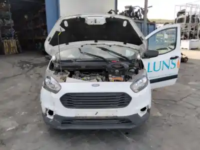 Veículo de Sucata ford transit courier combi ambiente do ano 2001 alimentado g1bq