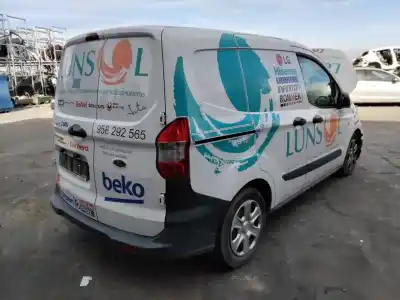 Veículo de Sucata ford transit courier combi ambiente do ano 2001 alimentado g1bq