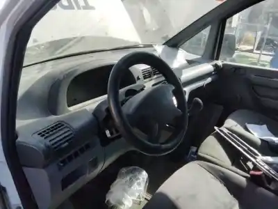 Scrapping Vehicle citroen jumpy 2.0 hdi sx furg. of the year 2001 powered 