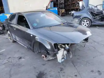 Veículo de Sucata audi a3 (8p) 2.0 fsi ambiente do ano 2001 alimentado 