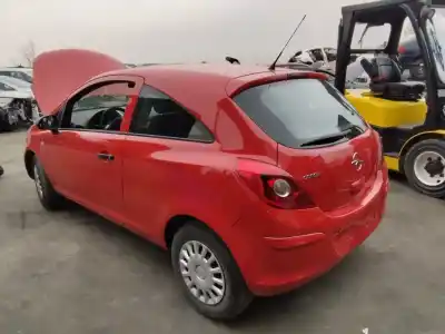 Veicolo di demolizione opel corsa d catch me dell'anno 2001 alimentato 