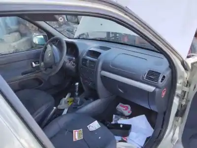 Здавання транспортного засобу renault clio ii fase ii (b/cb0) campus року 2001 потужний k9k740