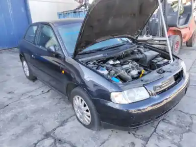 Veicolo di demolizione audi a3 (8l) 1.9 tdi dell'anno 2001 alimentato 