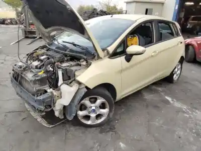 Veículo de Sucata ford fiesta (cb1) ambiente do ano 2001 alimentado 