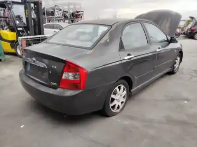 Veículo de Sucata kia cerato 2.0 ex crdi berlina do ano 2001 alimentado 