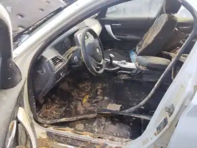 Veículo de Sucata BMW 1 (F20) 116 I do ano 2001 alimentado 0