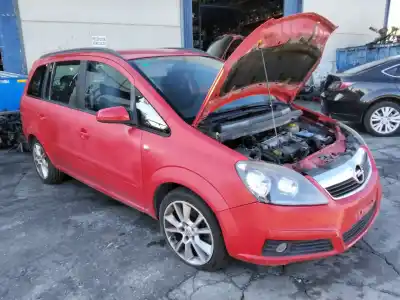 Veículo de Sucata opel zafira b cosmo do ano 2001 alimentado z19dt