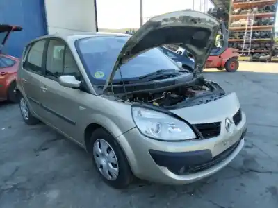 Veicolo di demolizione renault scenic ii adventure by coronel tapiocca dell'anno 2001 alimentato f9q818