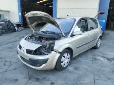 Veicolo di demolizione renault scenic ii adventure by coronel tapiocca dell'anno 2001 alimentato f9q818