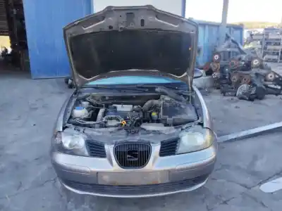 Veículo de Sucata seat ibiza (6l1) reference do ano 2001 alimentado 