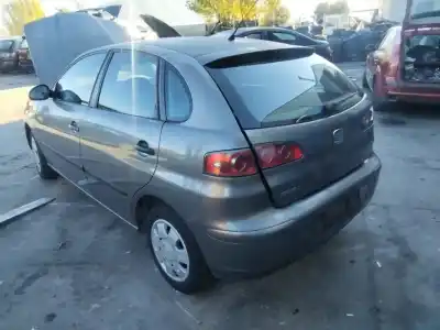 Veículo de Sucata seat ibiza (6l1) reference do ano 2001 alimentado 