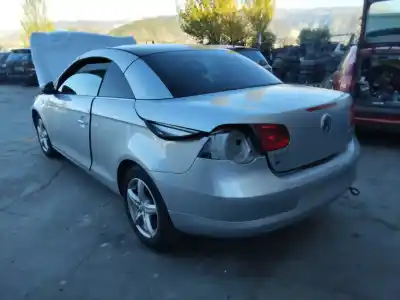 Véhicule à la ferraille volkswagen eos (1f7) 2.0 tdi de l'année 2001 alimenté cba