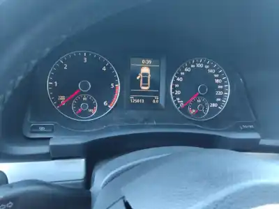 Véhicule à la ferraille volkswagen eos (1f7) 2.0 tdi de l'année 2001 alimenté cba