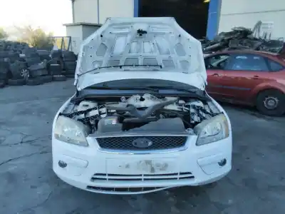 Veículo de Sucata ford focus berlina (cap) ambiente (d) do ano 2001 alimentado 