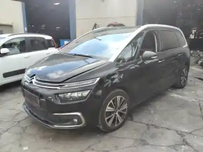 Veículo de Sucata citroen c4 grand picasso live do ano 2001 alimentado 