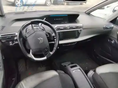 Veículo de Sucata citroen c4 grand picasso live do ano 2001 alimentado 