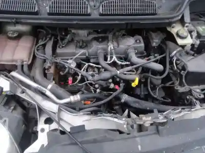 Veículo de Sucata ford c-max (cb3) trend do ano 2001 alimentado 