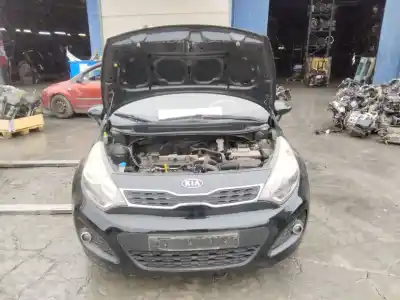 Scrapping Vehicle kia rio basic of the year 2001 powered g4la