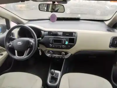 Scrapping Vehicle kia rio basic of the year 2001 powered g4la